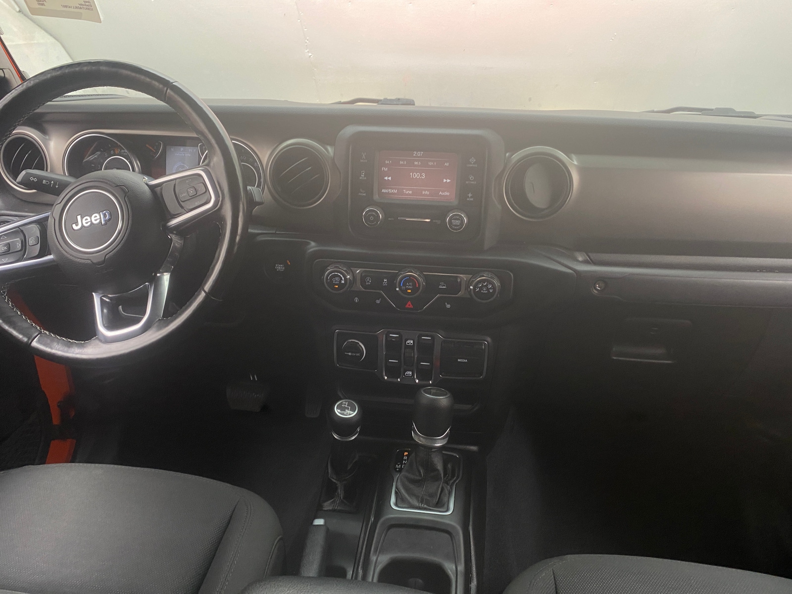 Thumbnail: 2020 Jeep Gladiator - 3