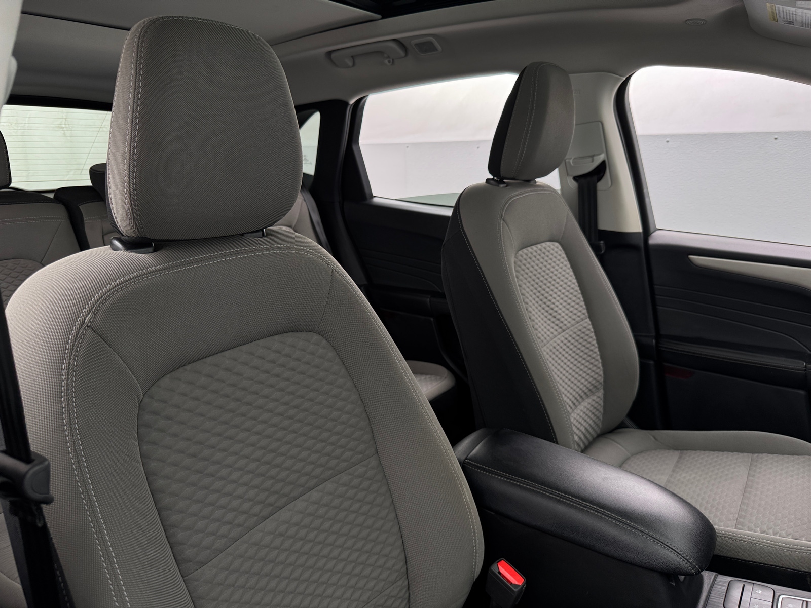 Thumbnail: 2022 Ford Escape - 2