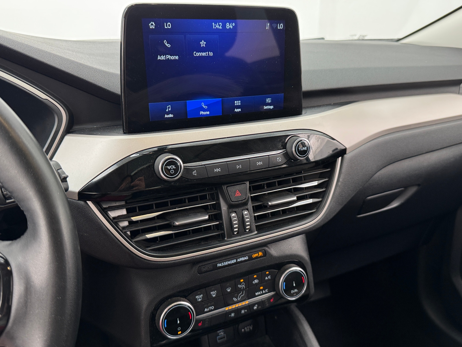 Thumbnail: 2022 Ford Escape - 4