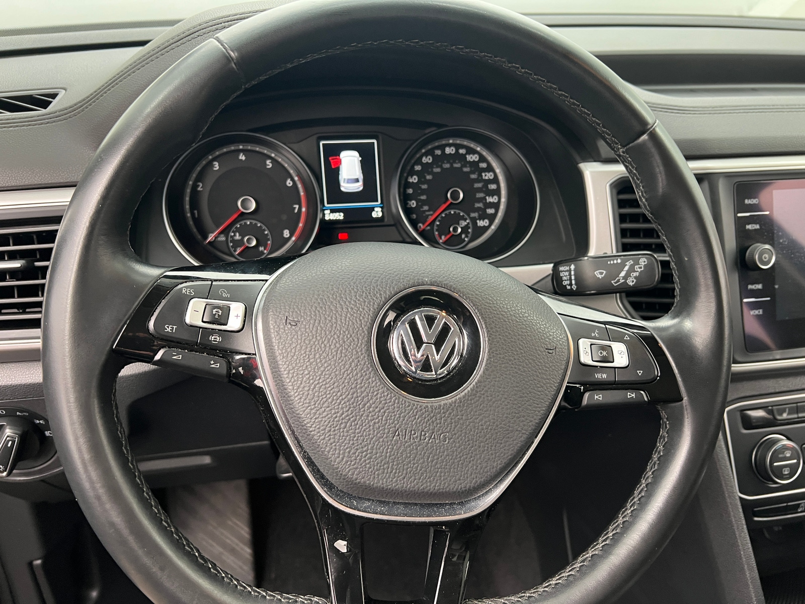 Thumbnail: 2019 Volkswagen Atlas - 4