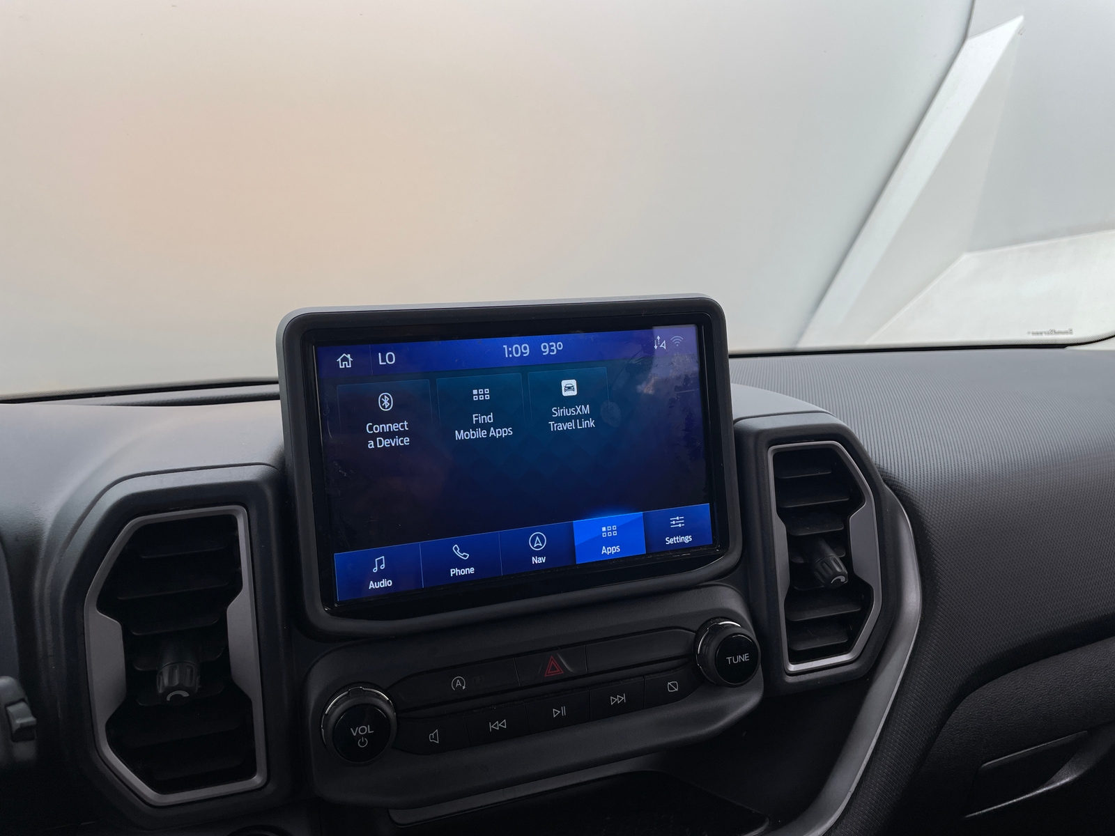 Thumbnail: 2022 Ford Bronco Sport - 4
