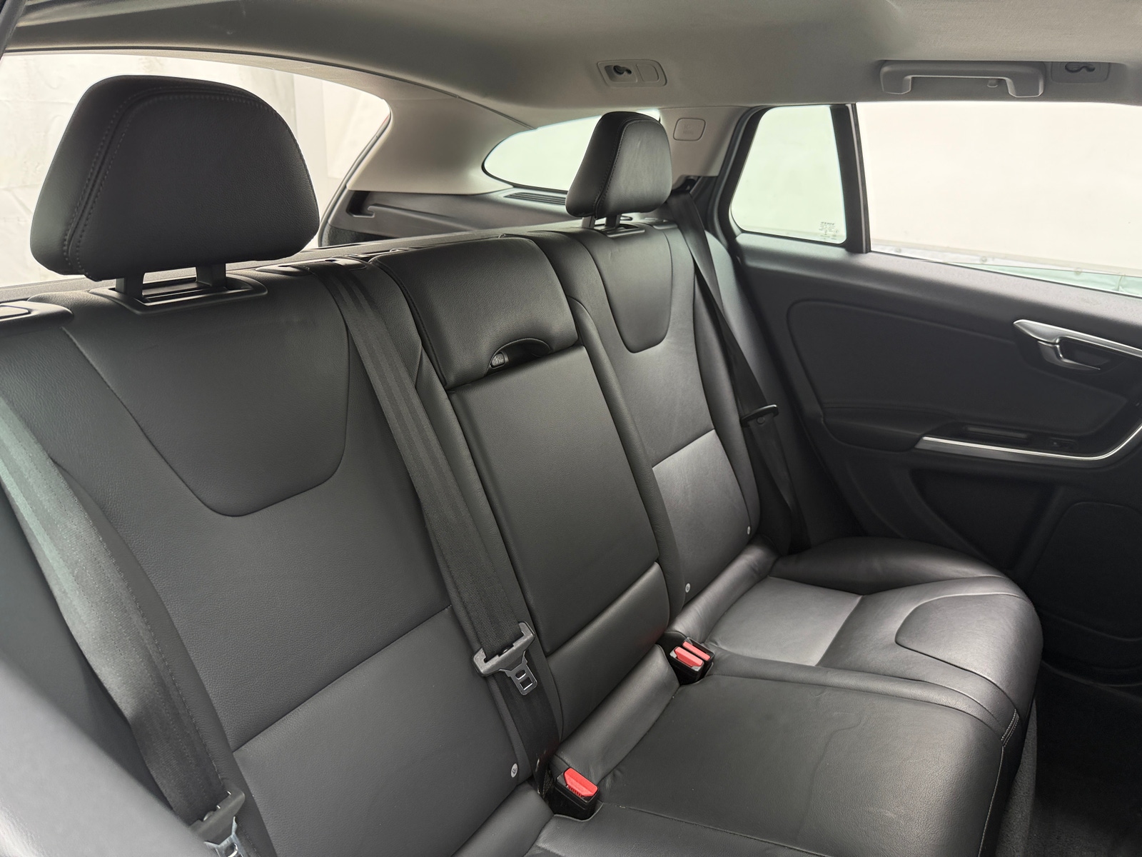 Thumbnail: 2015 Volvo V60 - 5