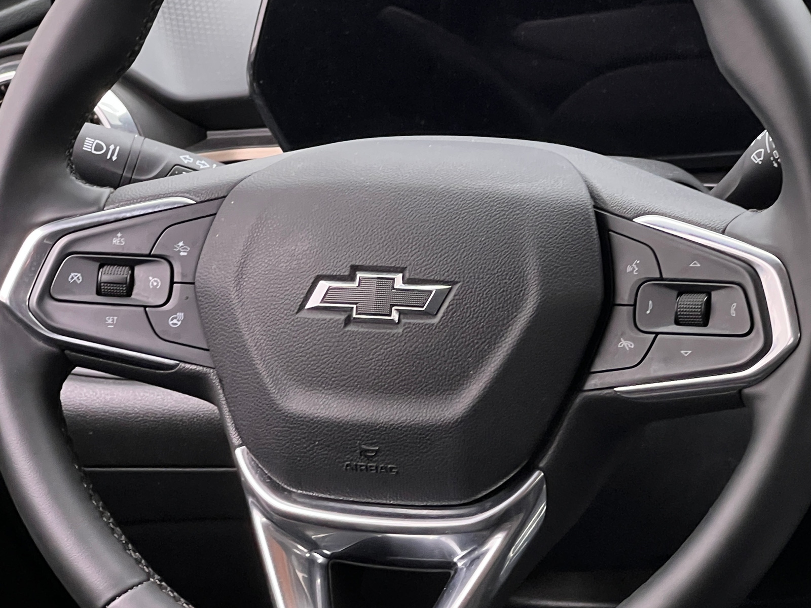 Thumbnail: 2025 Chevrolet Trax - 4