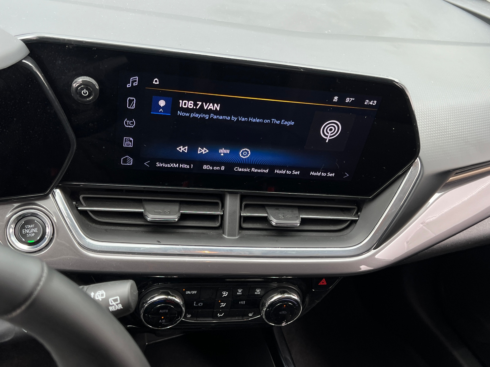 Thumbnail: 2025 Chevrolet Trax - 3