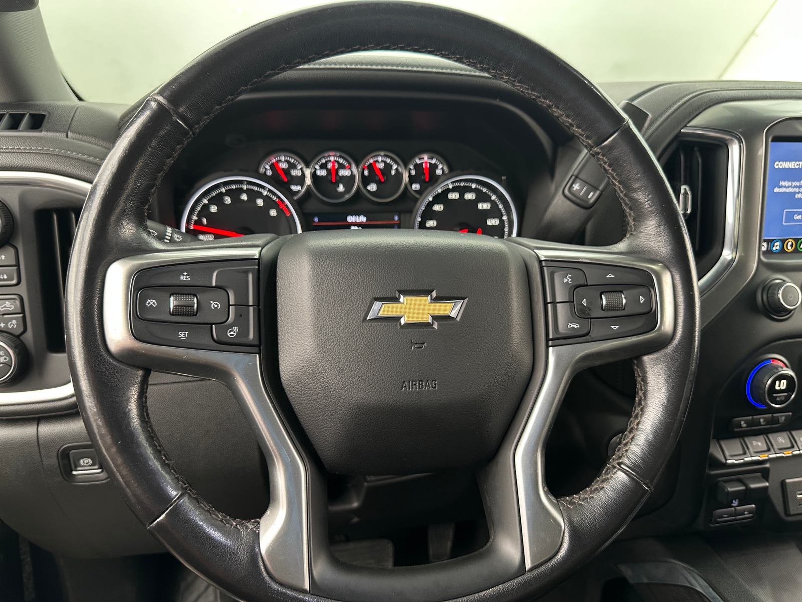 Thumbnail: 2022 Chevrolet Silverado 1500 - 4