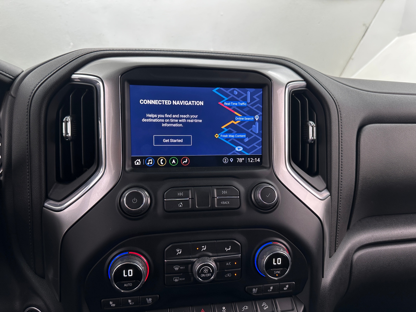 Thumbnail: 2022 Chevrolet Silverado 1500 - 3