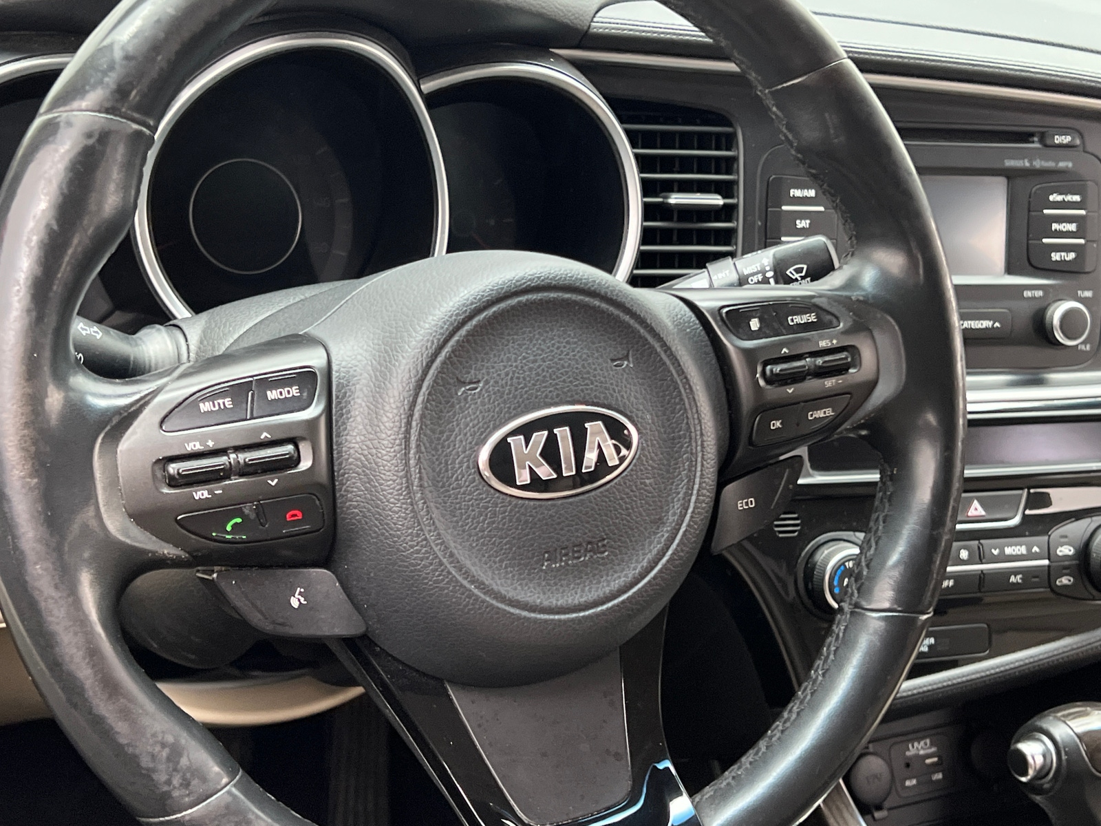 Thumbnail: 2015 Kia Optima - 4