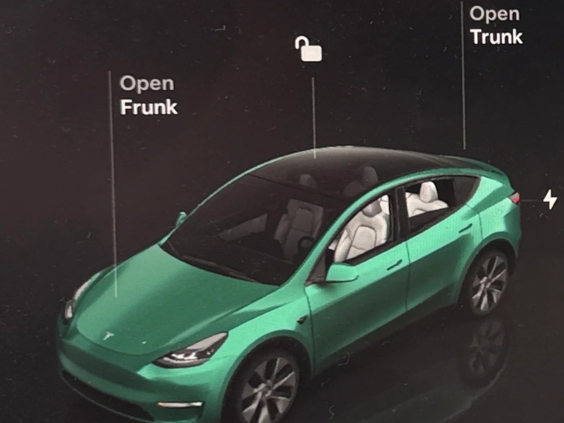 Thumbnail: 2023 Tesla Model Y - 3