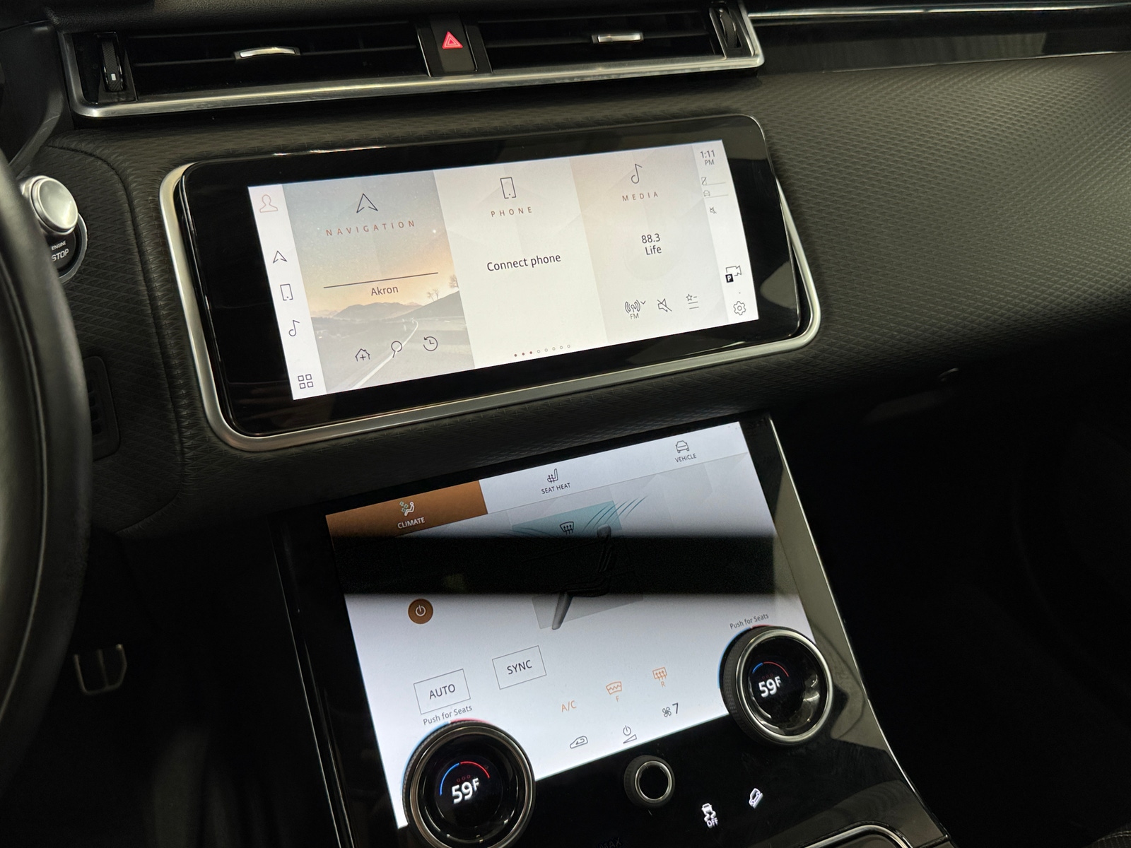 Thumbnail: 2022 Land Rover Range Rover Velar - 3