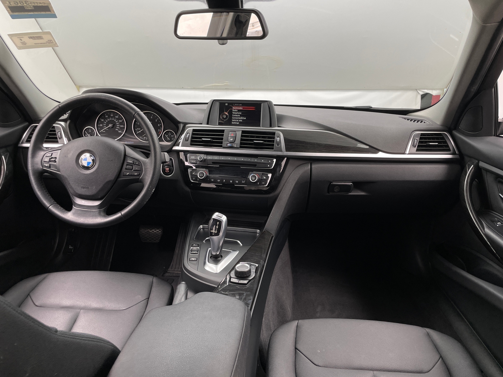 Thumbnail: 2017 BMW 3 Series - 2