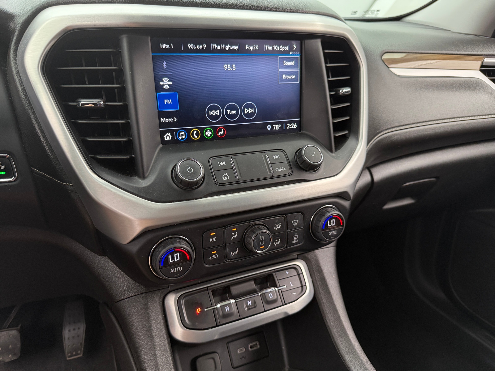 Thumbnail: 2020 GMC Acadia - 4