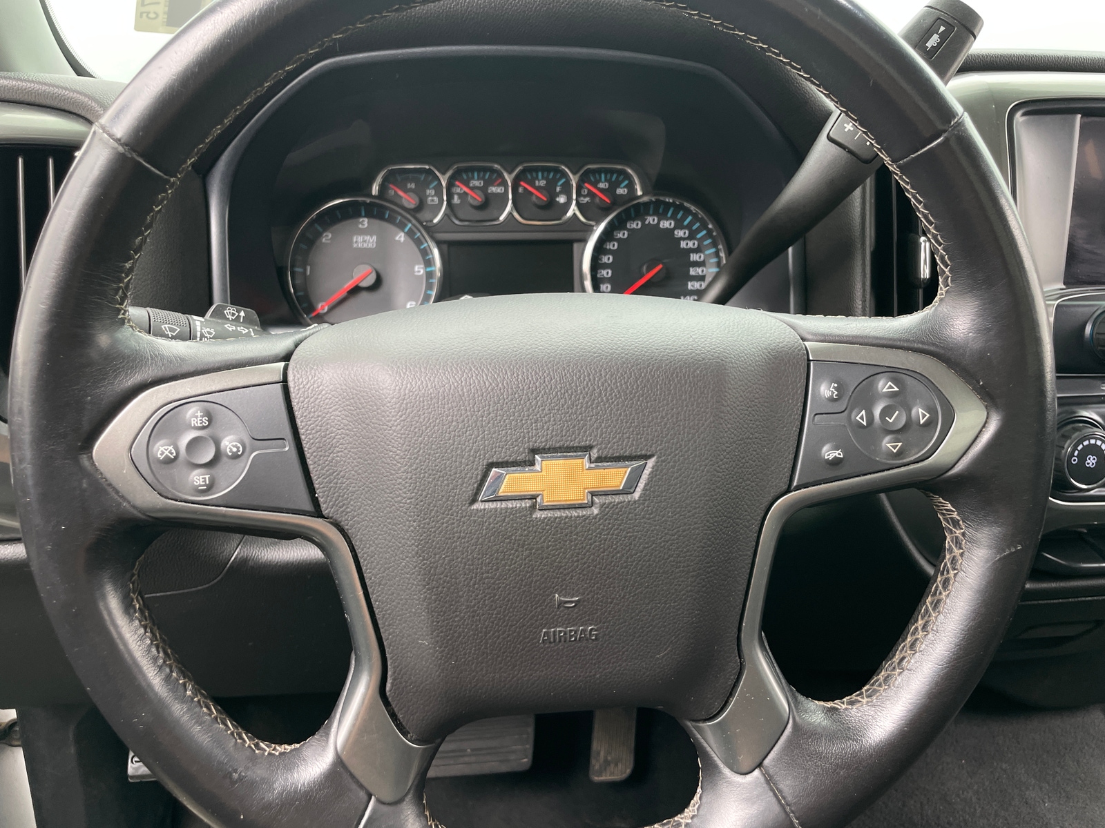 Thumbnail: 2019 Chevrolet Silverado 1500 - 5