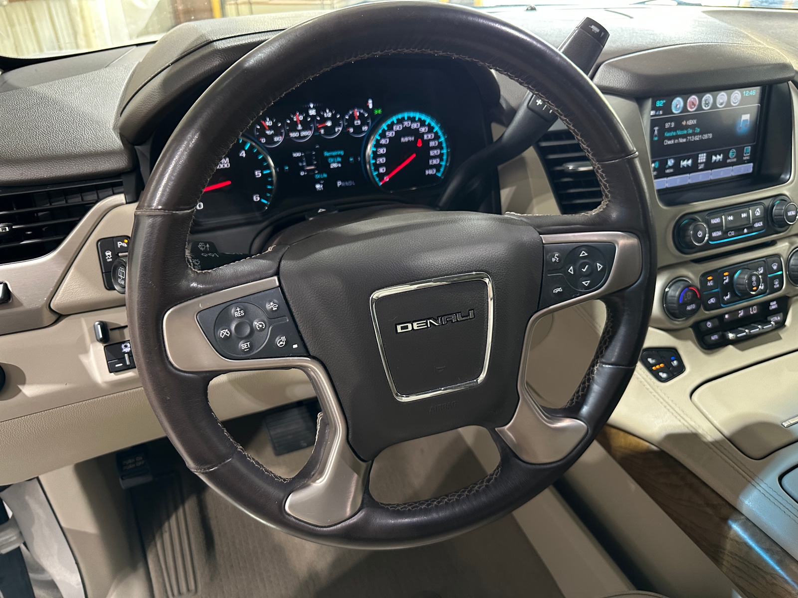 Thumbnail: 2019 GMC Yukon XL - 4