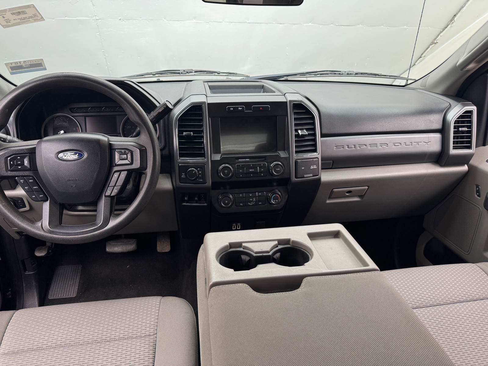 Thumbnail: 2019 Ford Econoline - 3