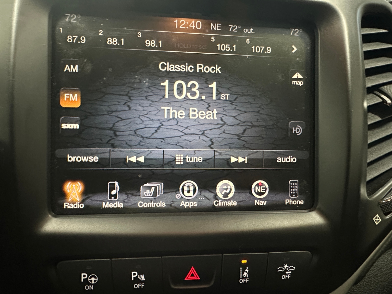 Thumbnail: 2015 Jeep Cherokee - 3