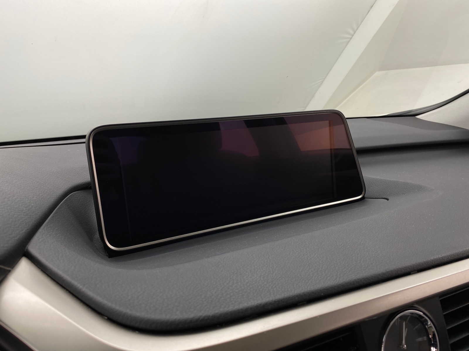 Thumbnail: 2019 Lexus RX - 4