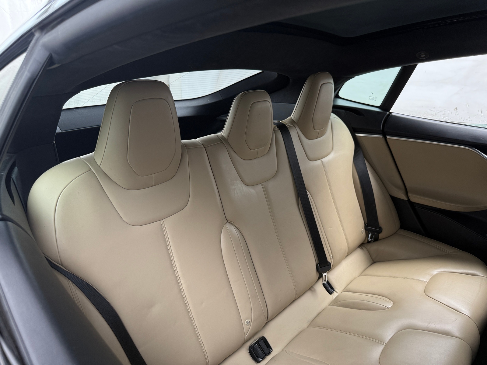 Thumbnail: 2016 Tesla Model S - 5