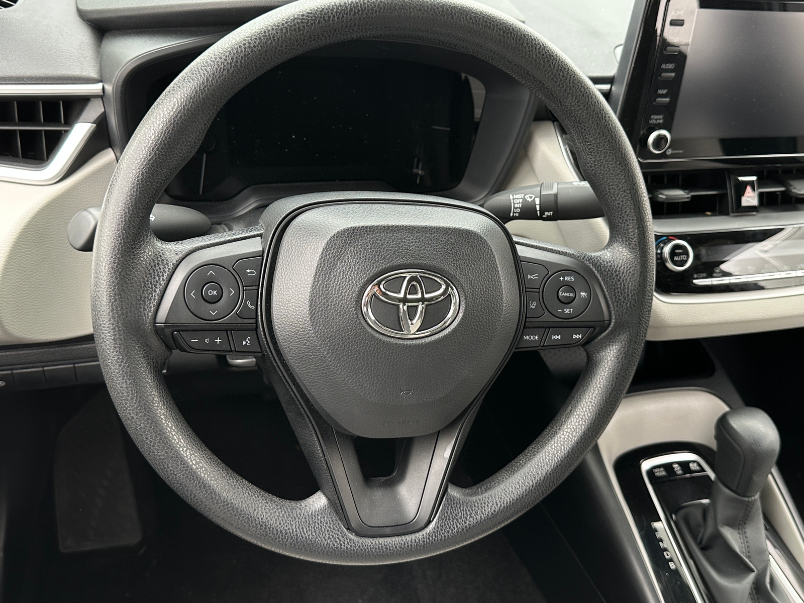 Thumbnail: 2022 Toyota Corolla - 5