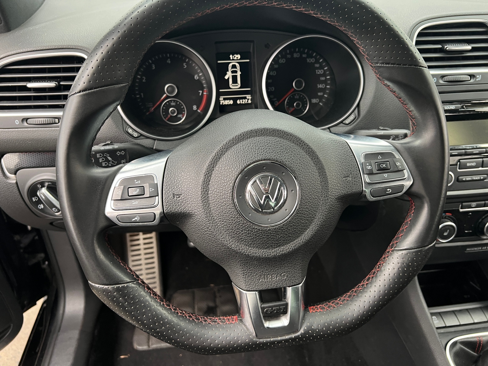 Thumbnail: 2014 Volkswagen Golf - 5