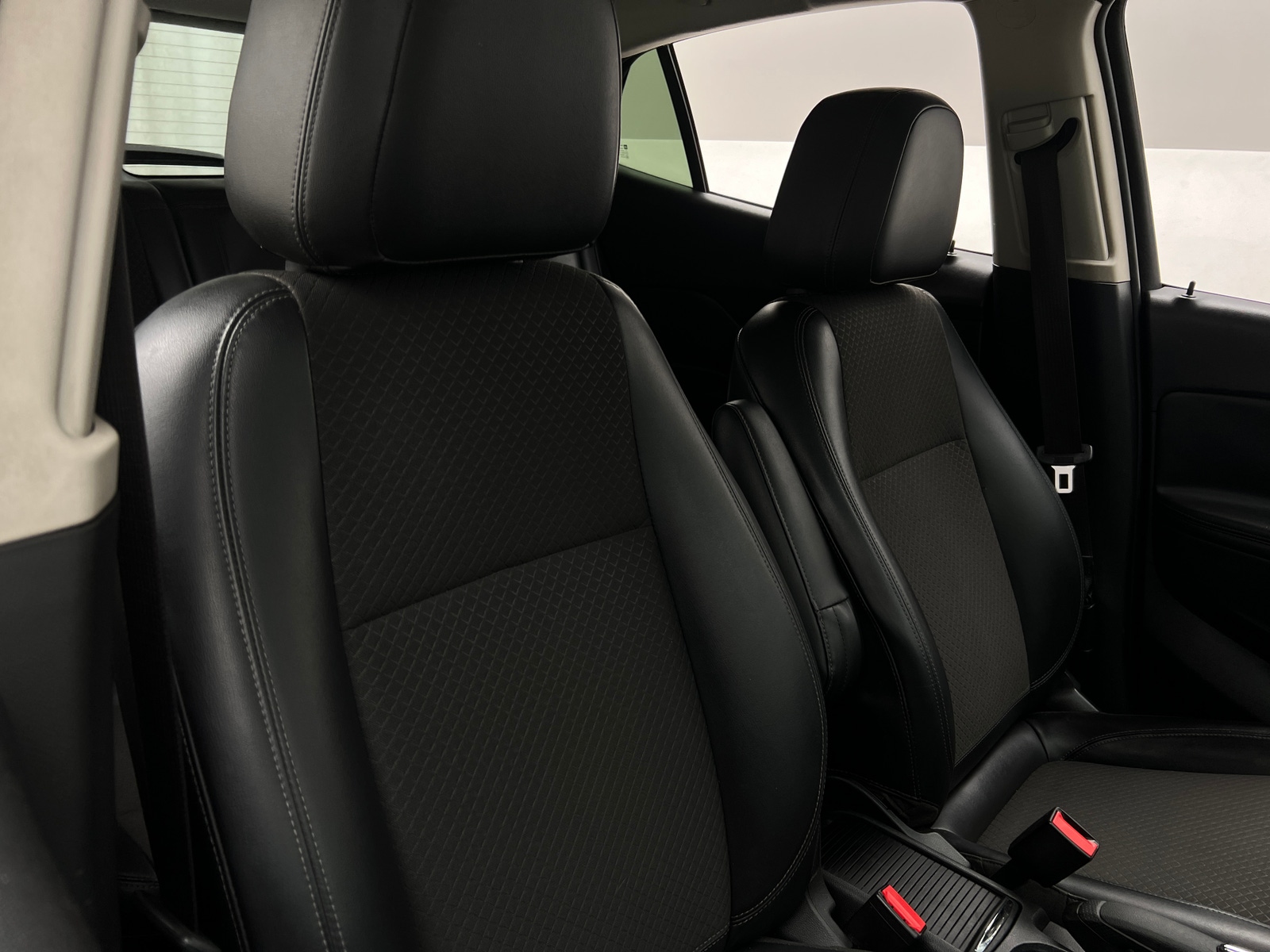 Thumbnail: 2018 Buick Encore - 2