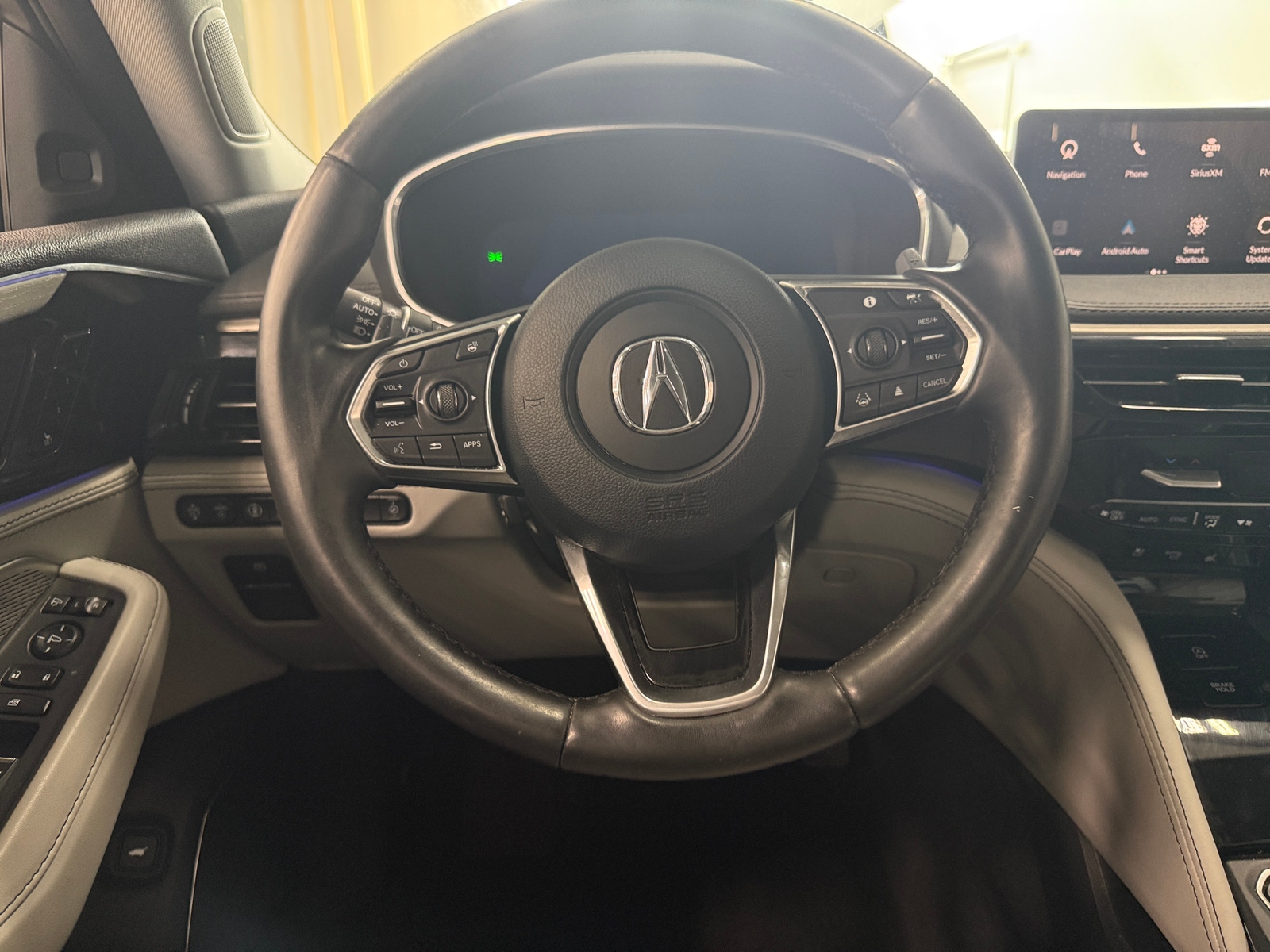 Thumbnail: 2022 Acura MDX - 4