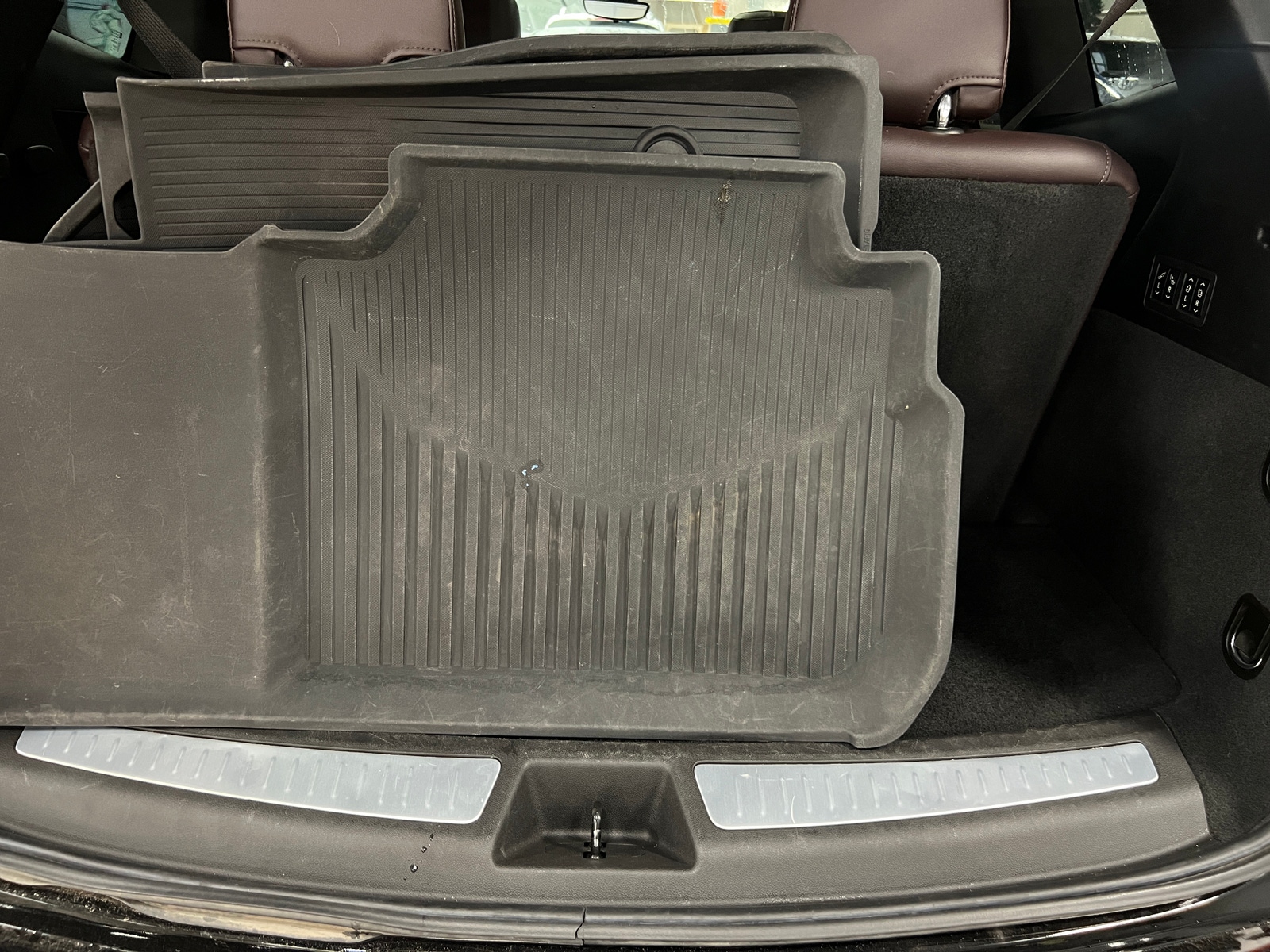 Thumbnail: 2021 Cadillac XT6 - 6