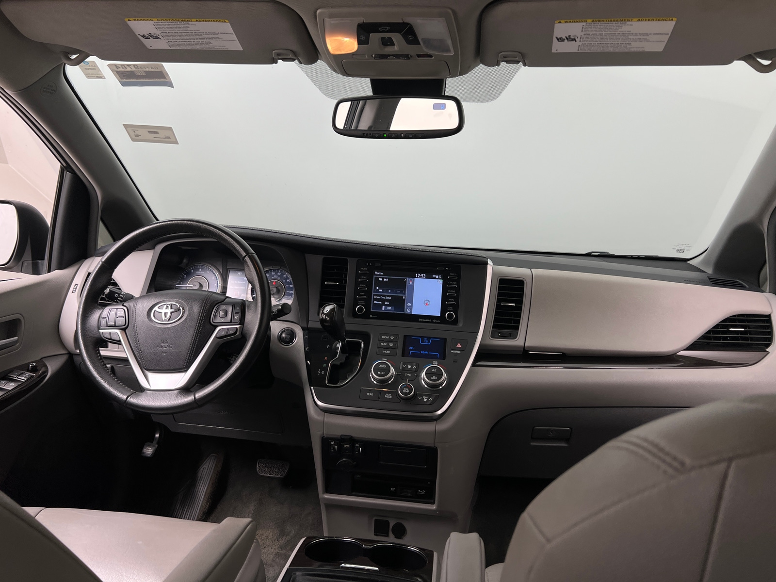 Thumbnail: 2018 Toyota Sienna - 2