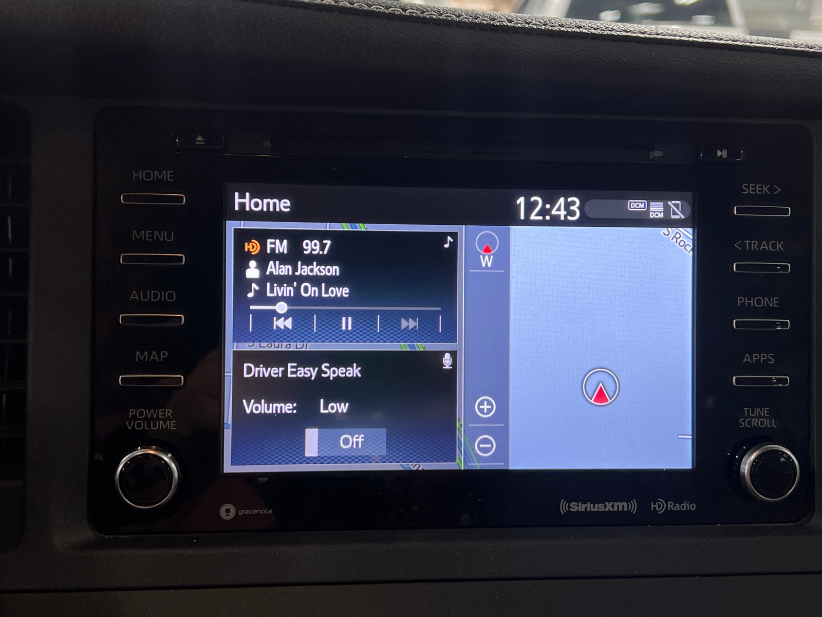 Thumbnail: 2018 Toyota Sienna - 3