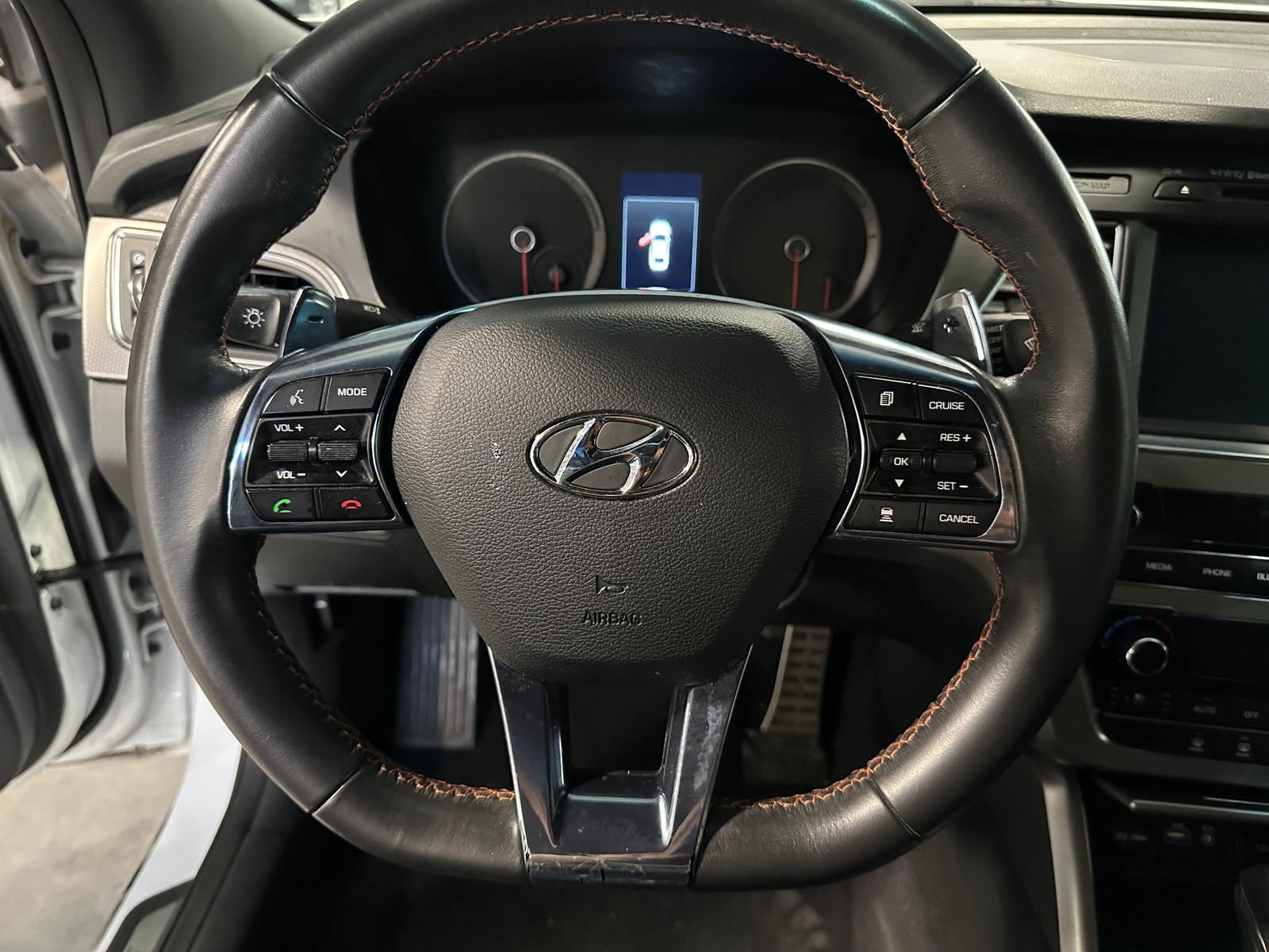 Thumbnail: 2015 Hyundai Sonata - 4