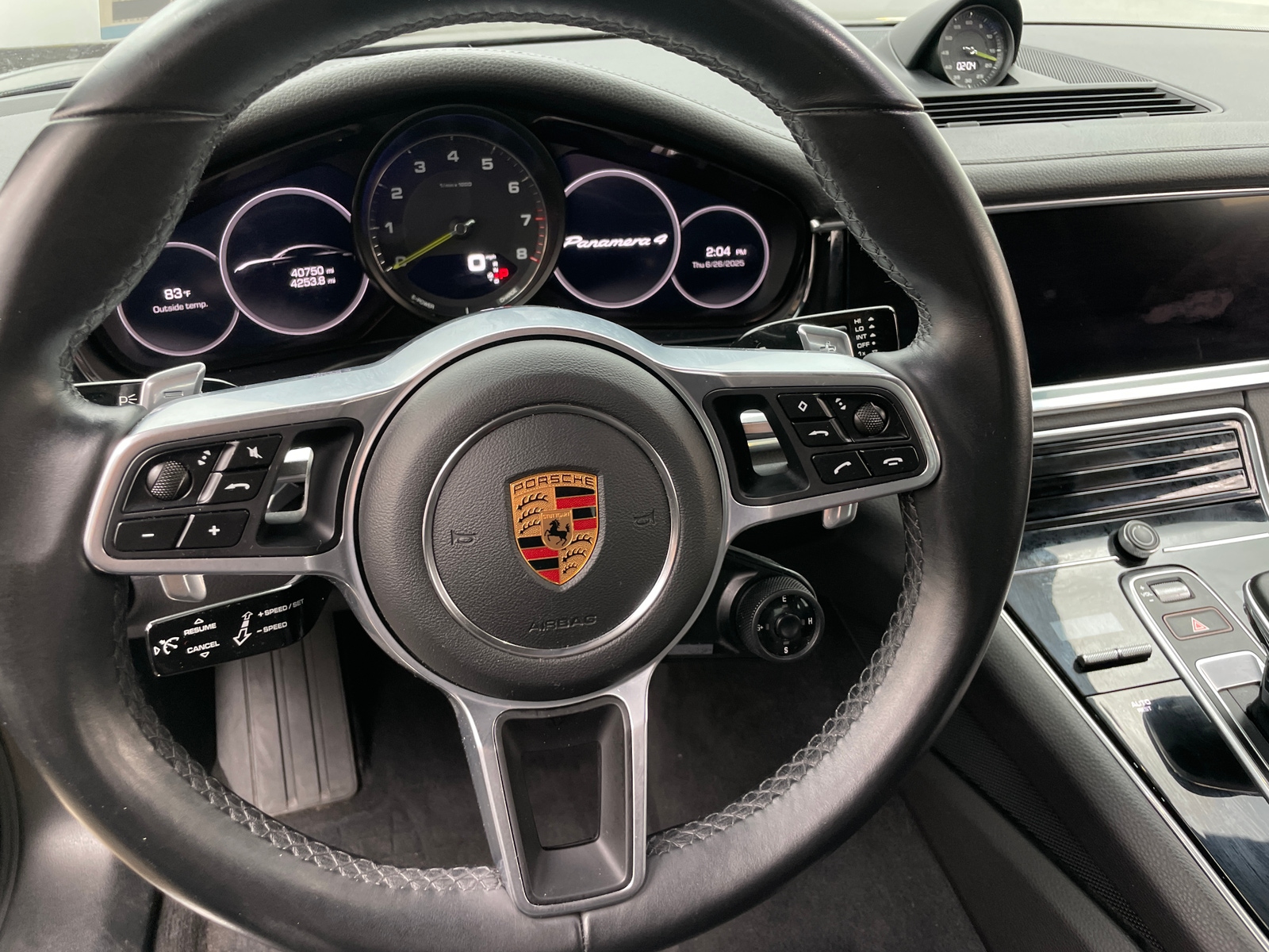 Thumbnail: 2018 Porsche Panamera - 4