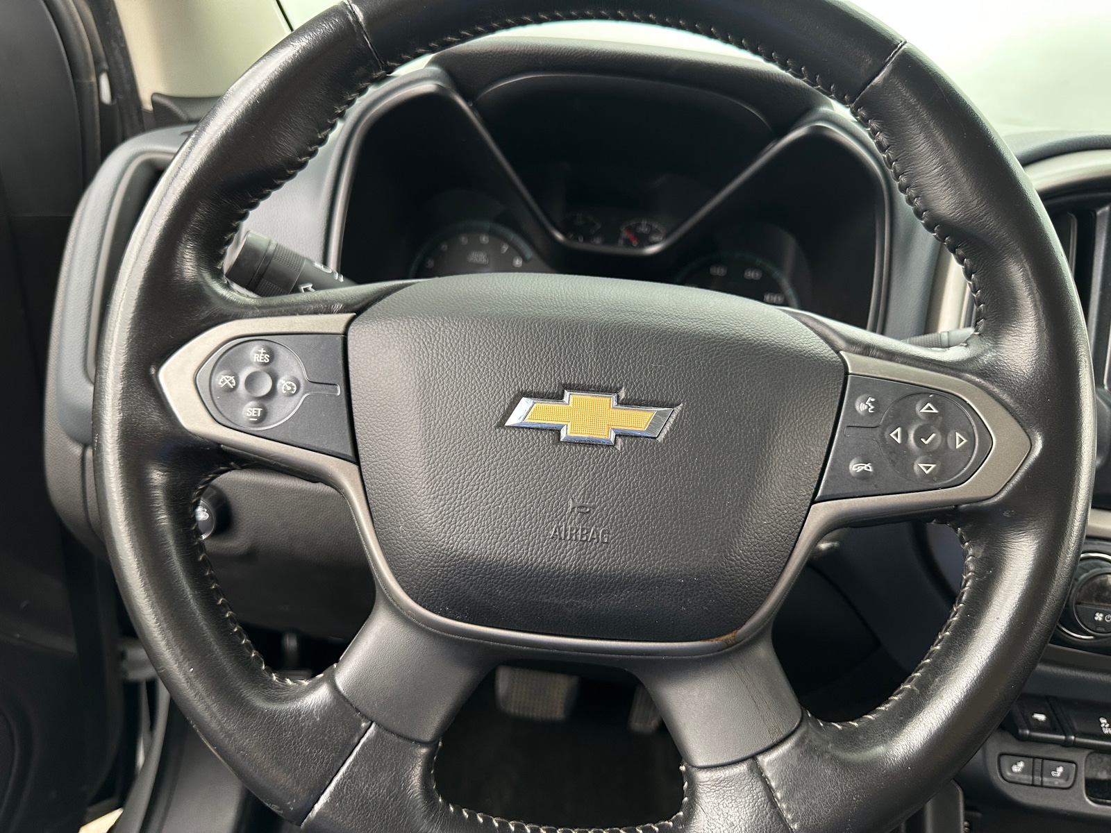 Thumbnail: 2016 Chevrolet Colorado - 4