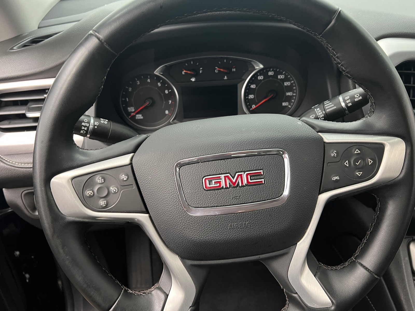 Thumbnail: 2023 GMC Acadia - 4
