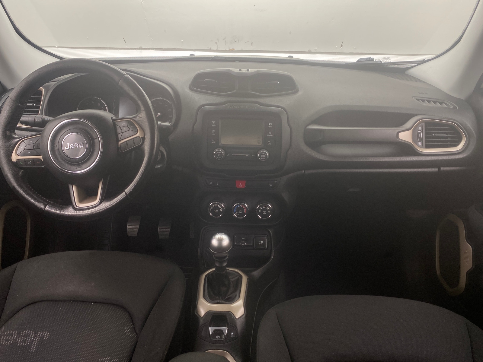 Thumbnail: 2016 Jeep Renegade - 3
