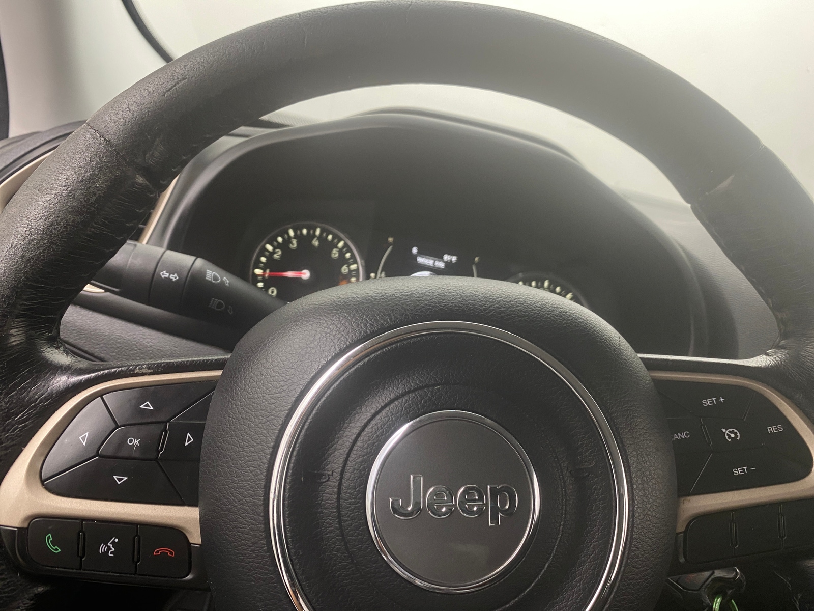 Thumbnail: 2016 Jeep Renegade - 5