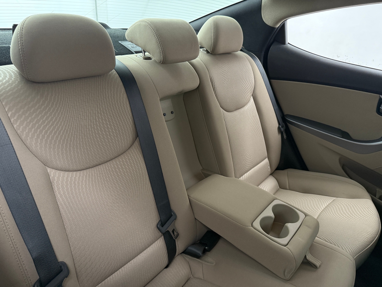 Thumbnail: 2014 Hyundai Elantra - 6