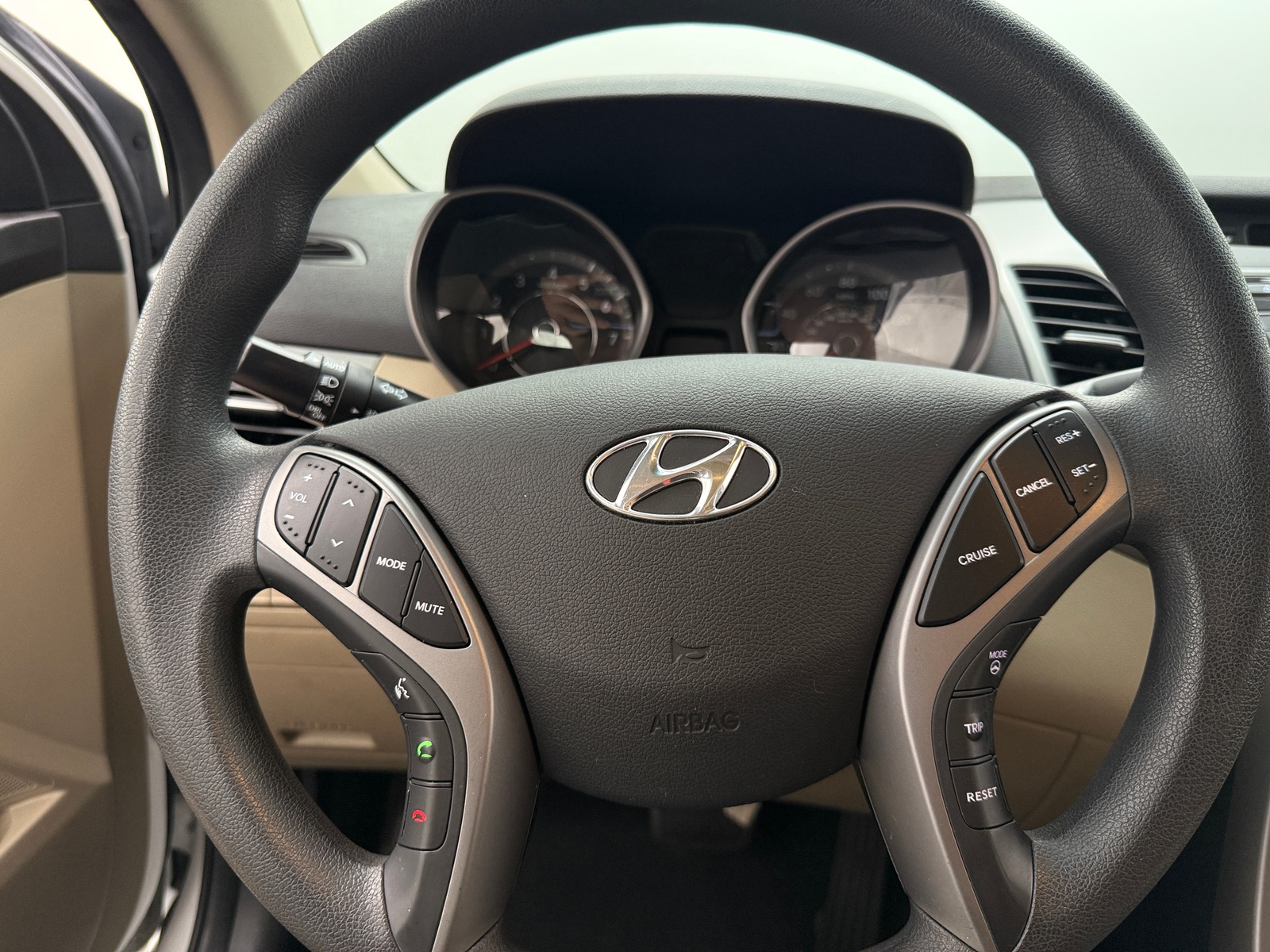 Thumbnail: 2014 Hyundai Elantra - 5