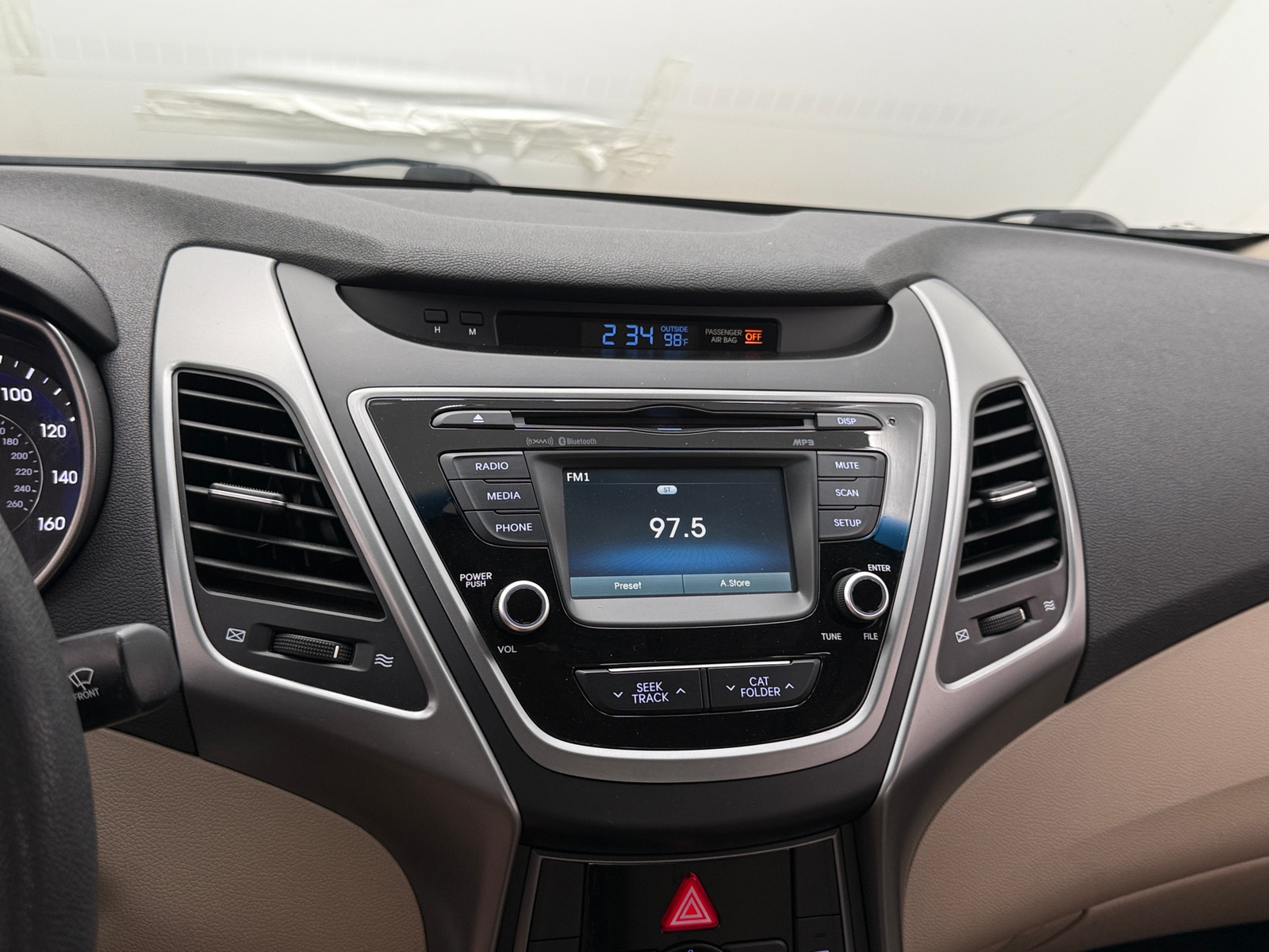Thumbnail: 2014 Hyundai Elantra - 4
