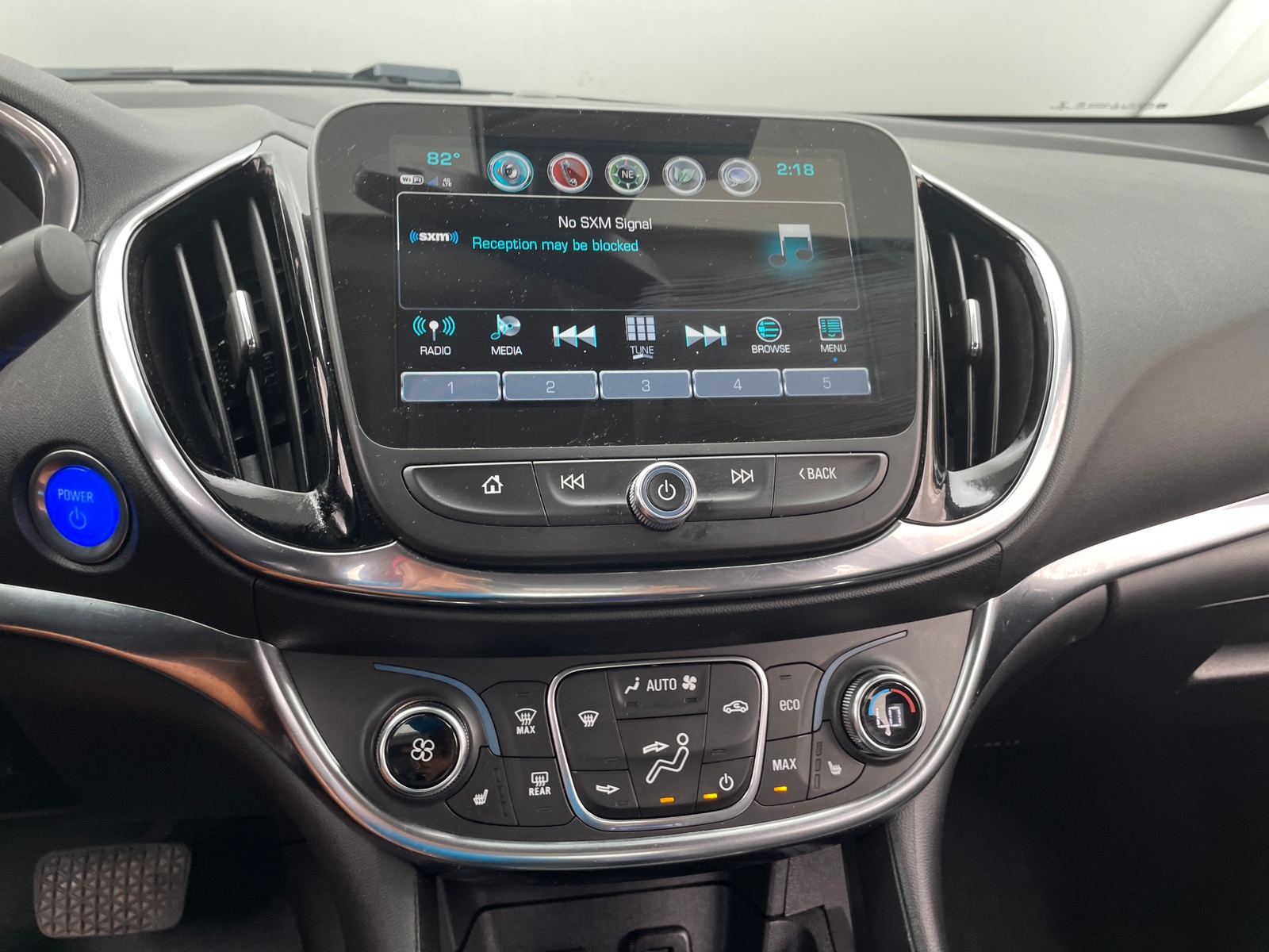Thumbnail: 2018 Chevrolet Volt - 3