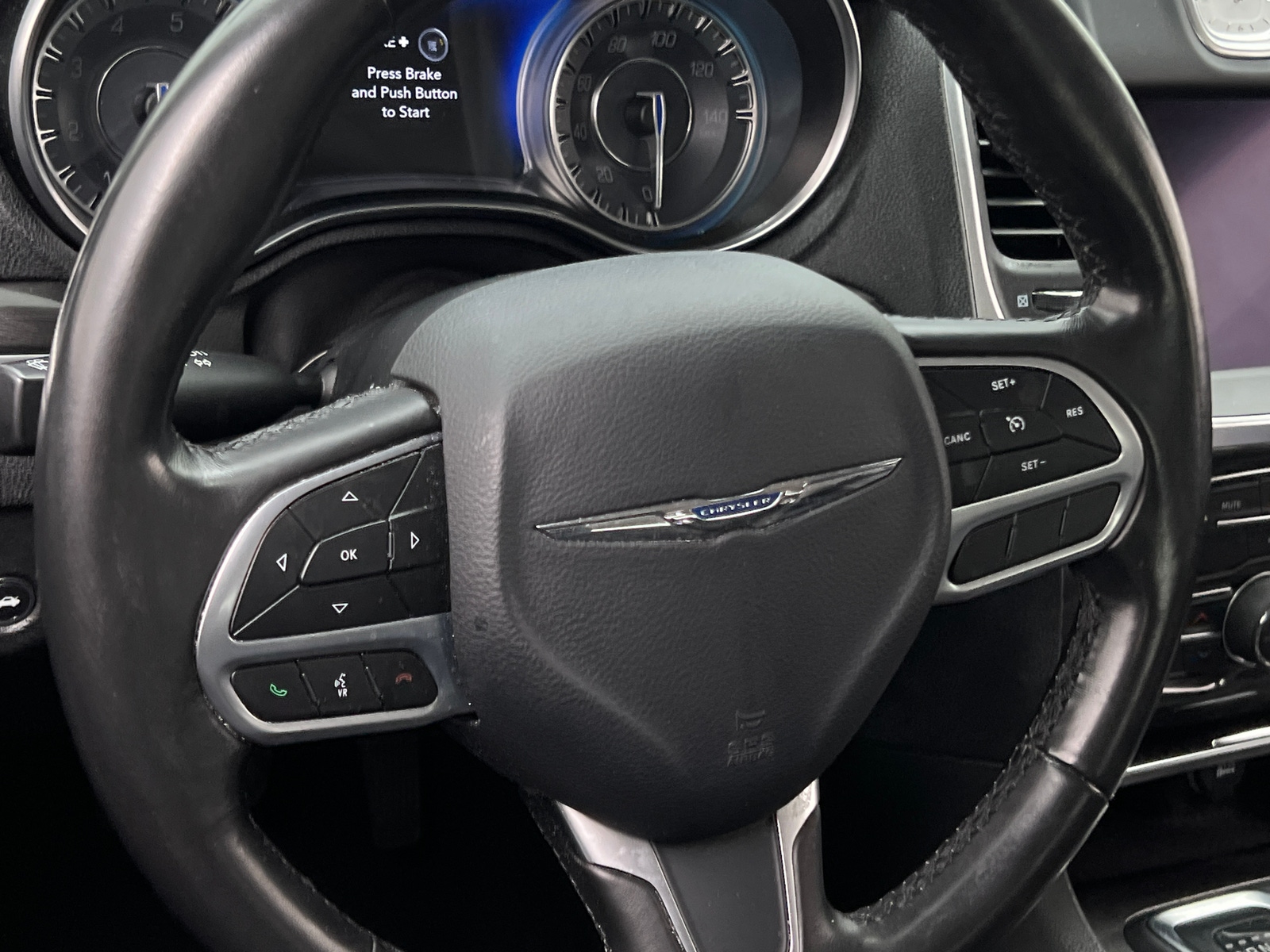 Thumbnail: 2020 Chrysler 300 - 4