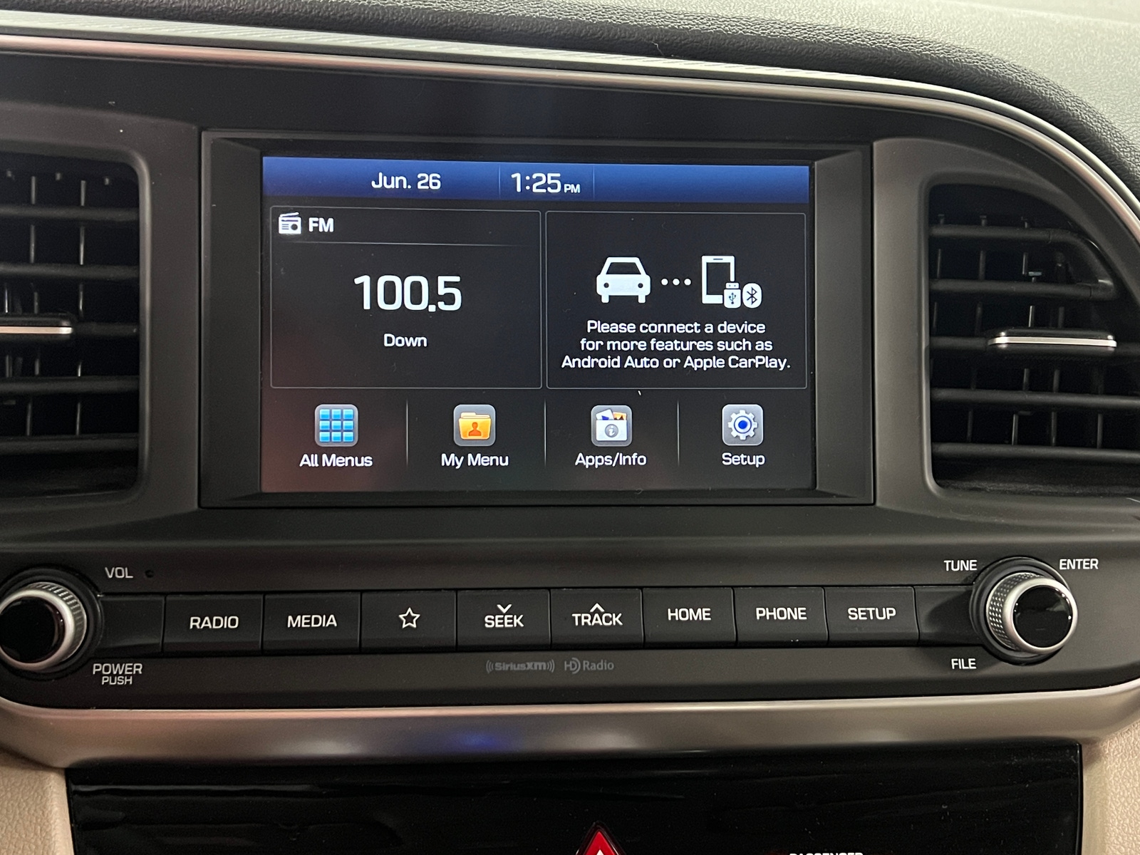 Thumbnail: 2019 Hyundai Elantra - 4