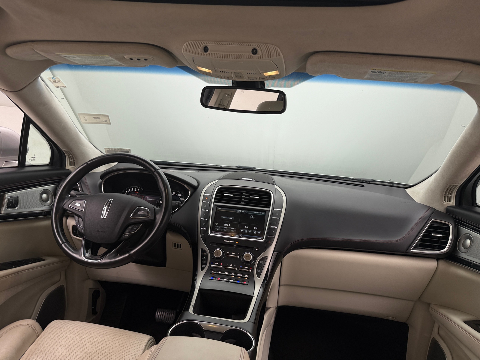 Thumbnail: 2016 Lincoln MKX - 2