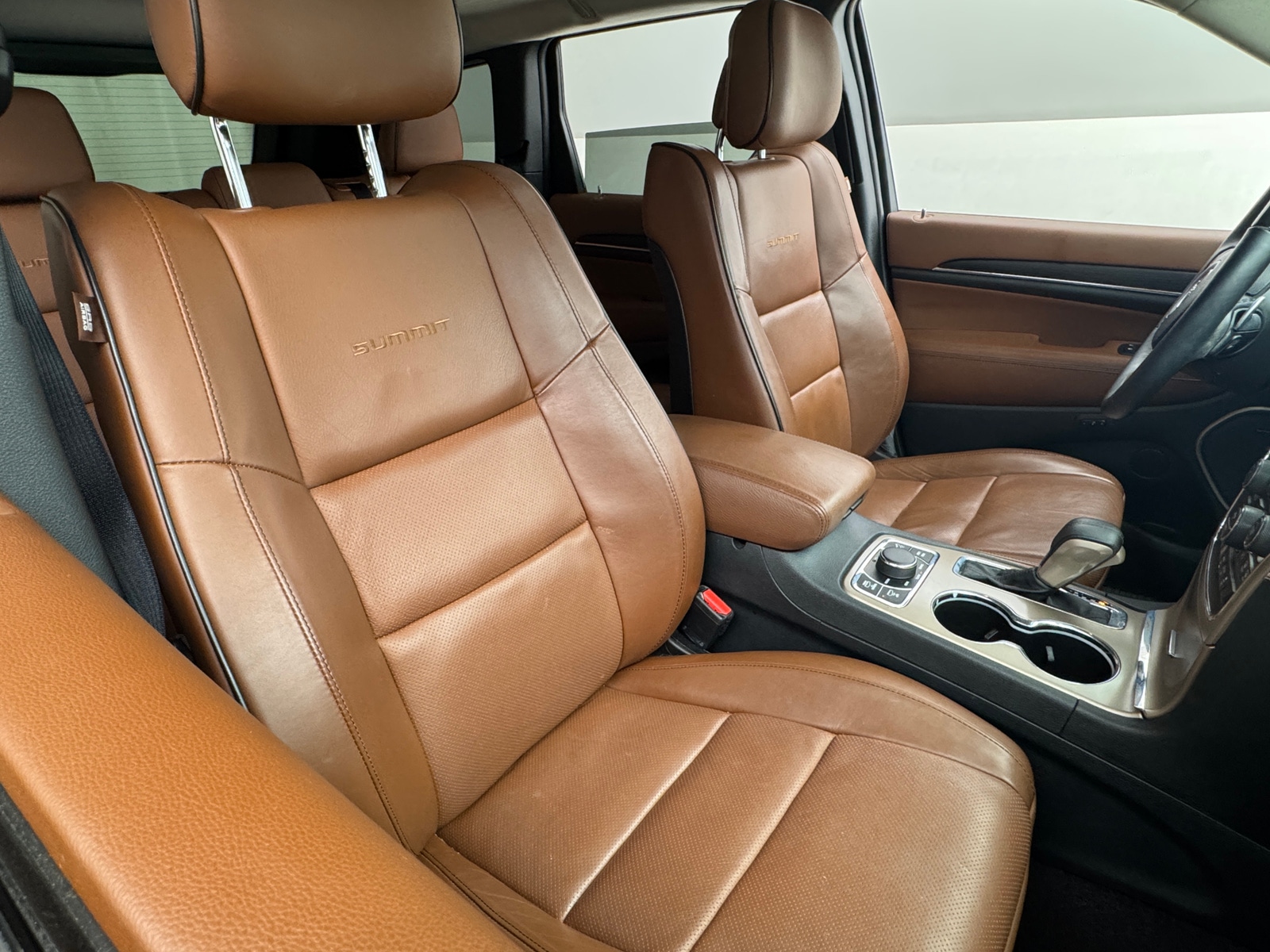 Thumbnail: 2016 Jeep Grand Cherokee - 2