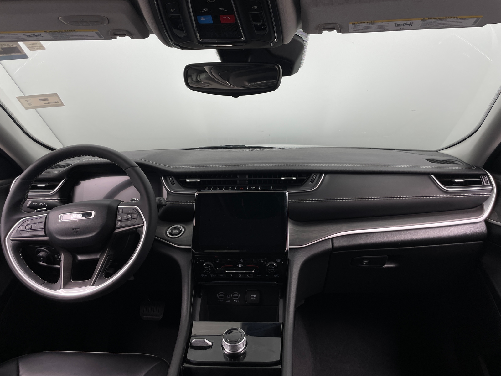 Thumbnail: 2023 Jeep Grand Cherokee - 3