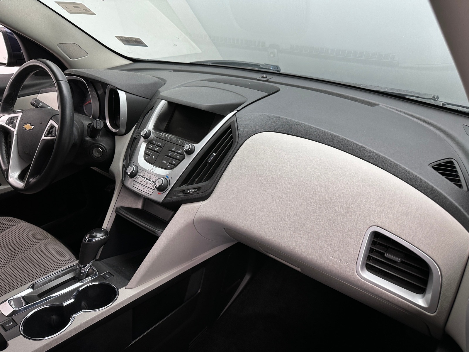 Thumbnail: 2017 Chevrolet Equinox - 3