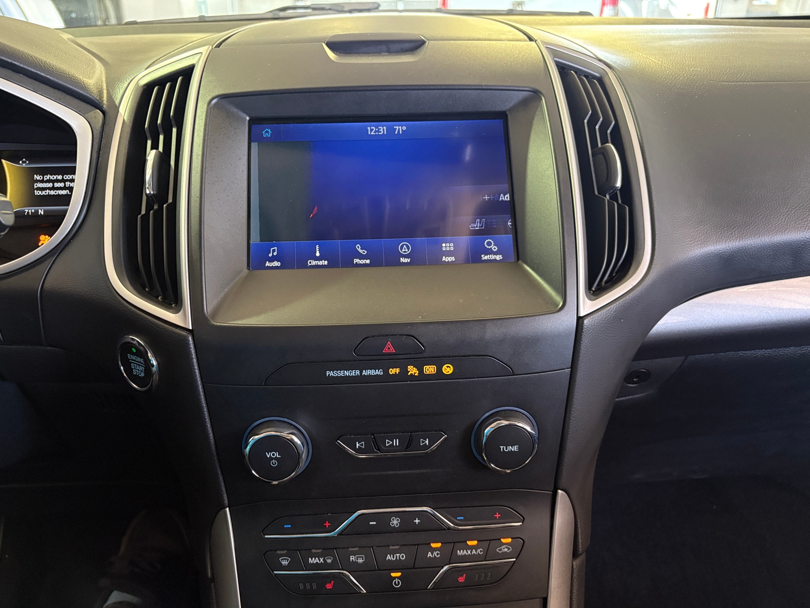 Thumbnail: 2019 Ford Edge - 4