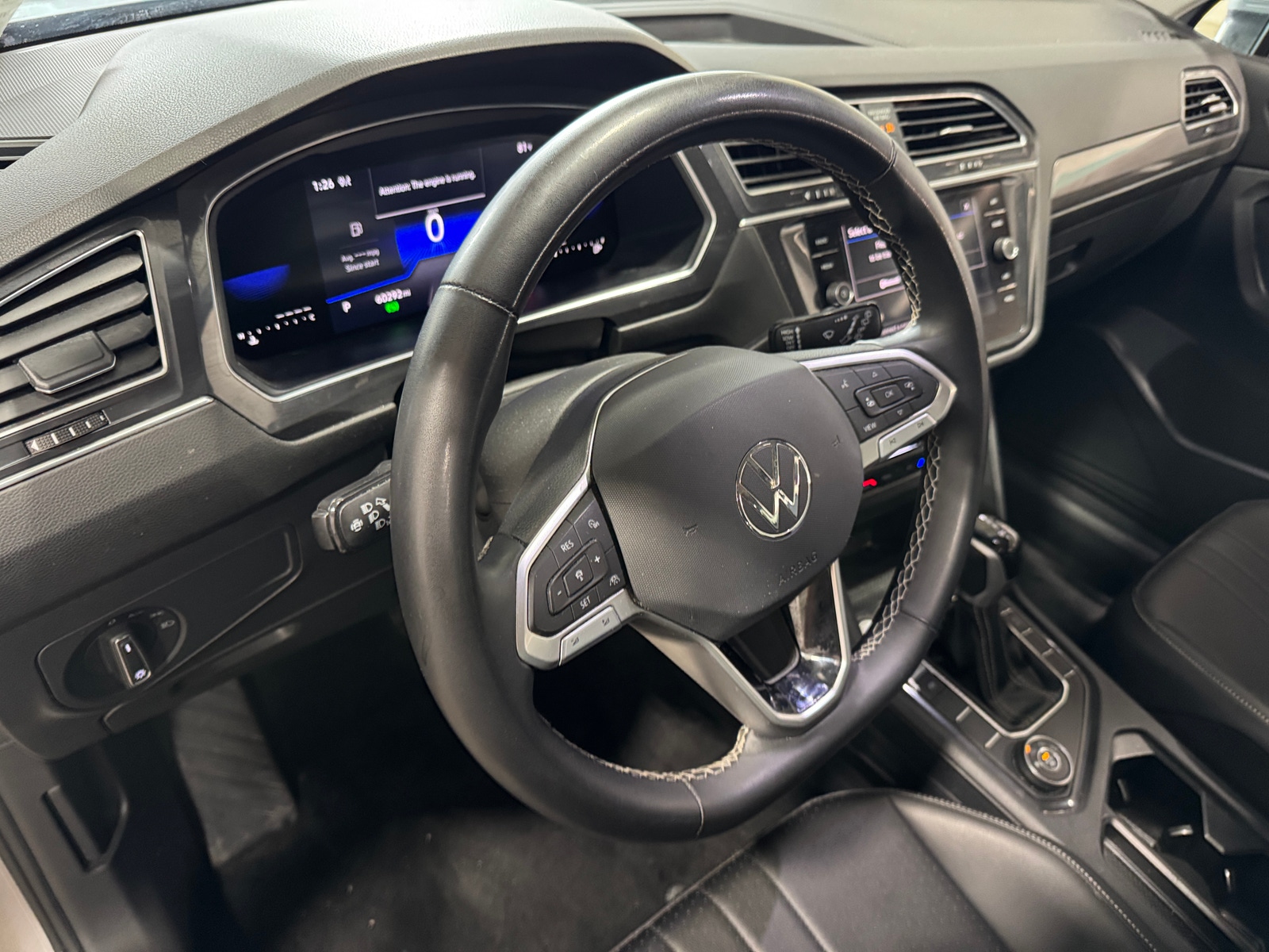 Thumbnail: 2023 Volkswagen Tiguan - 2