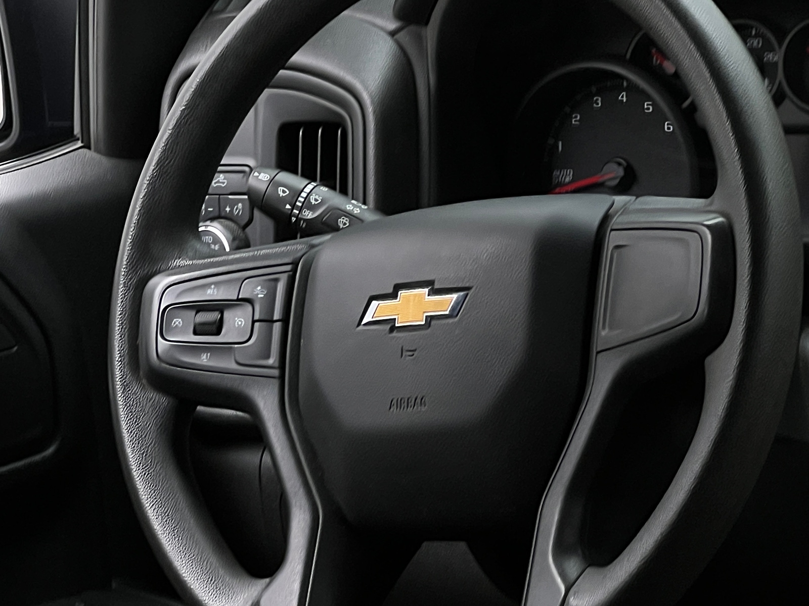 Thumbnail: 2022 Chevrolet Silverado 1500 - 5
