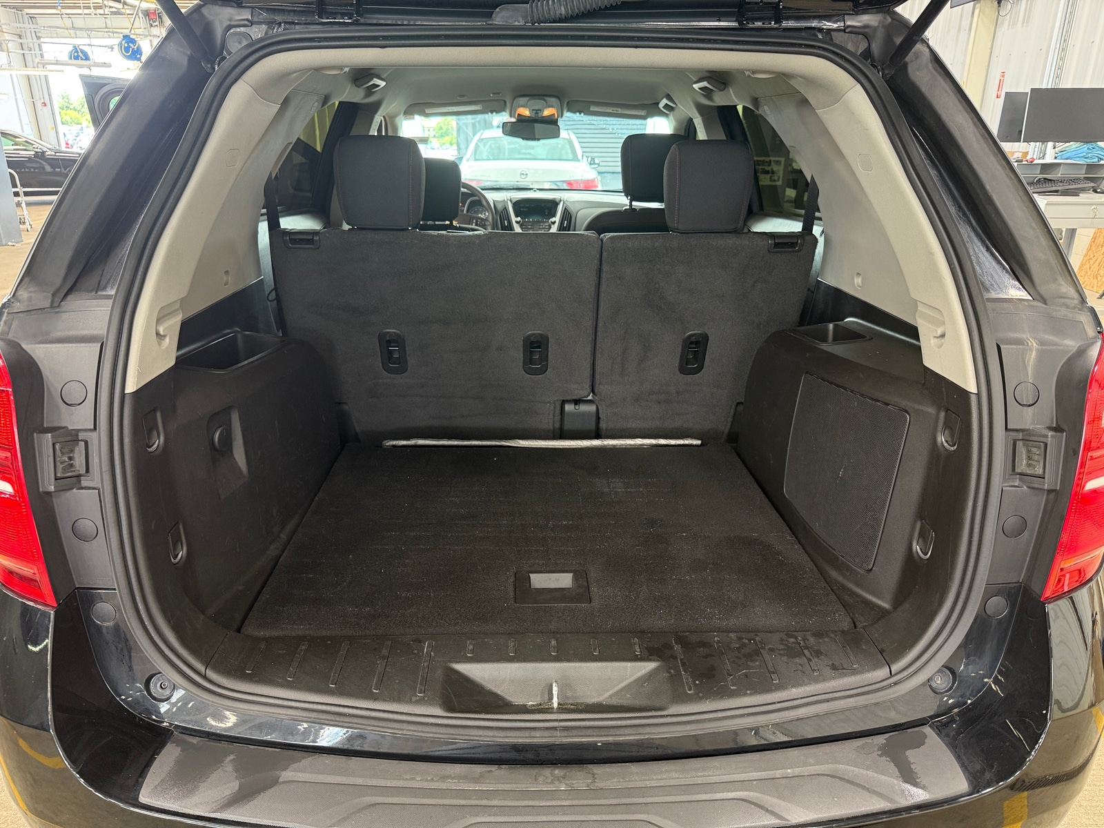 Thumbnail: 2017 Chevrolet Equinox - 7