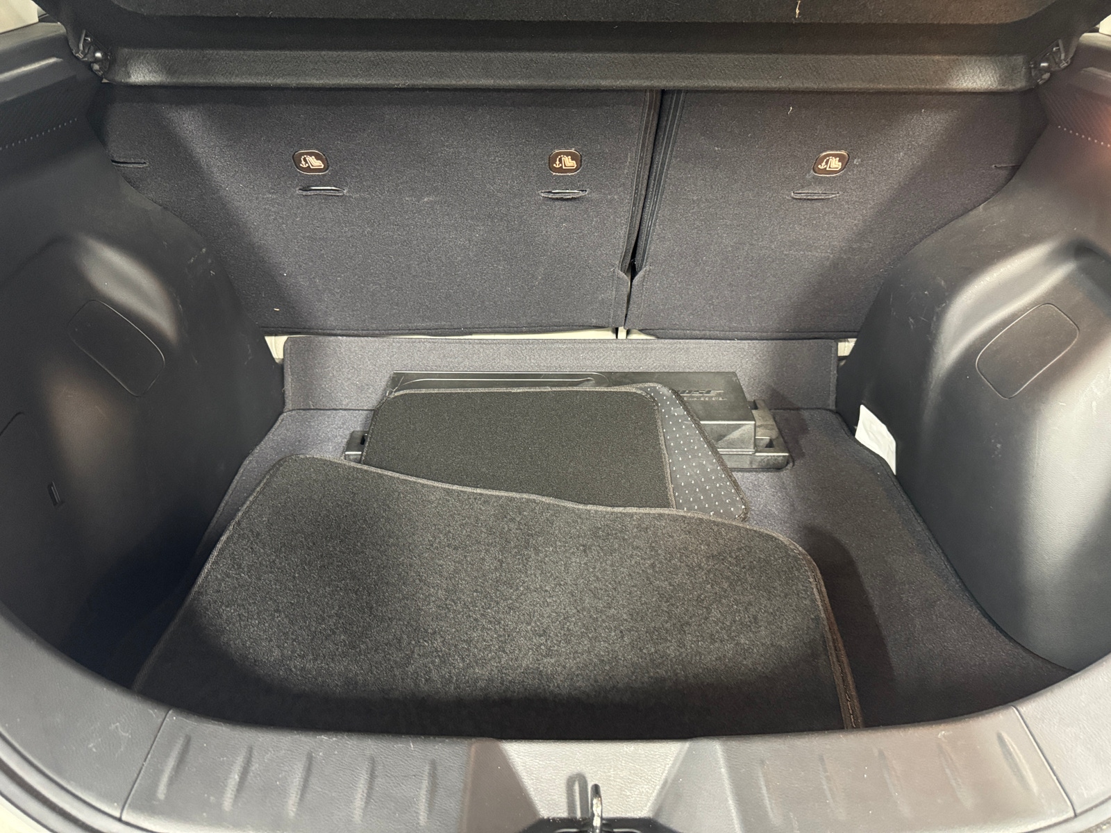 Thumbnail: 2019 Nissan Leaf - 6