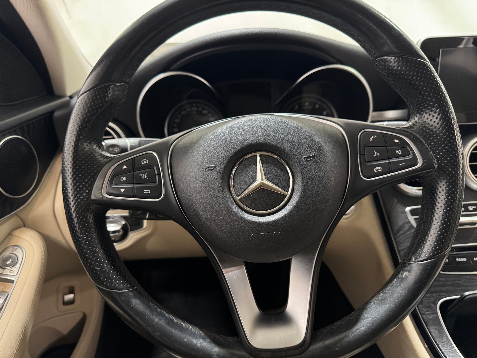 Thumbnail: 2016 Mercedes-Benz C-Class - 4